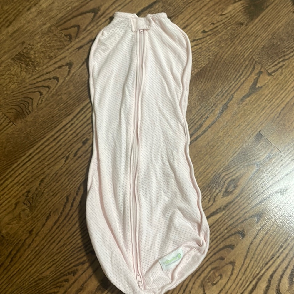 Woombie True Air Pod size 3-6 months
